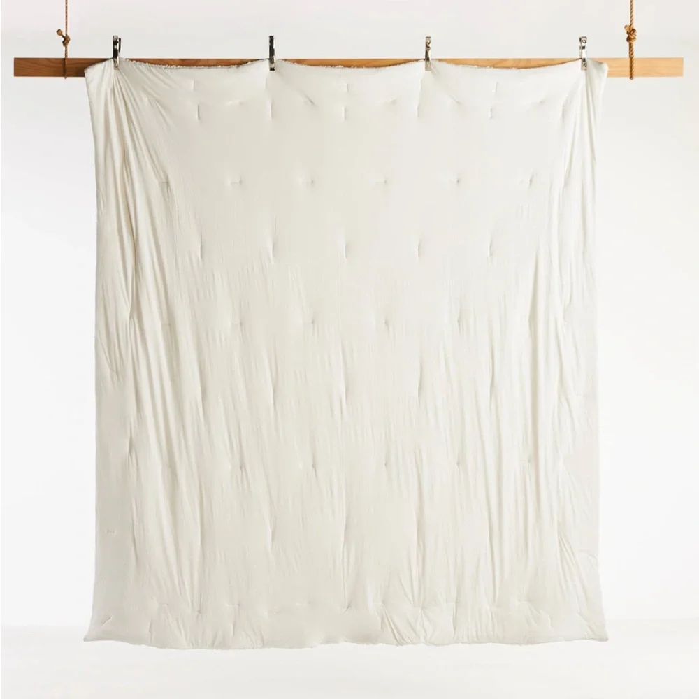 Anthropologie Dahlia Cotton Jersey Floral Quilt in White - Twin Size Bed - Picture 4 of 7